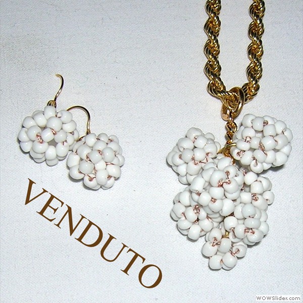white_berries