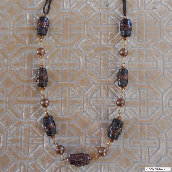 collier_palatino